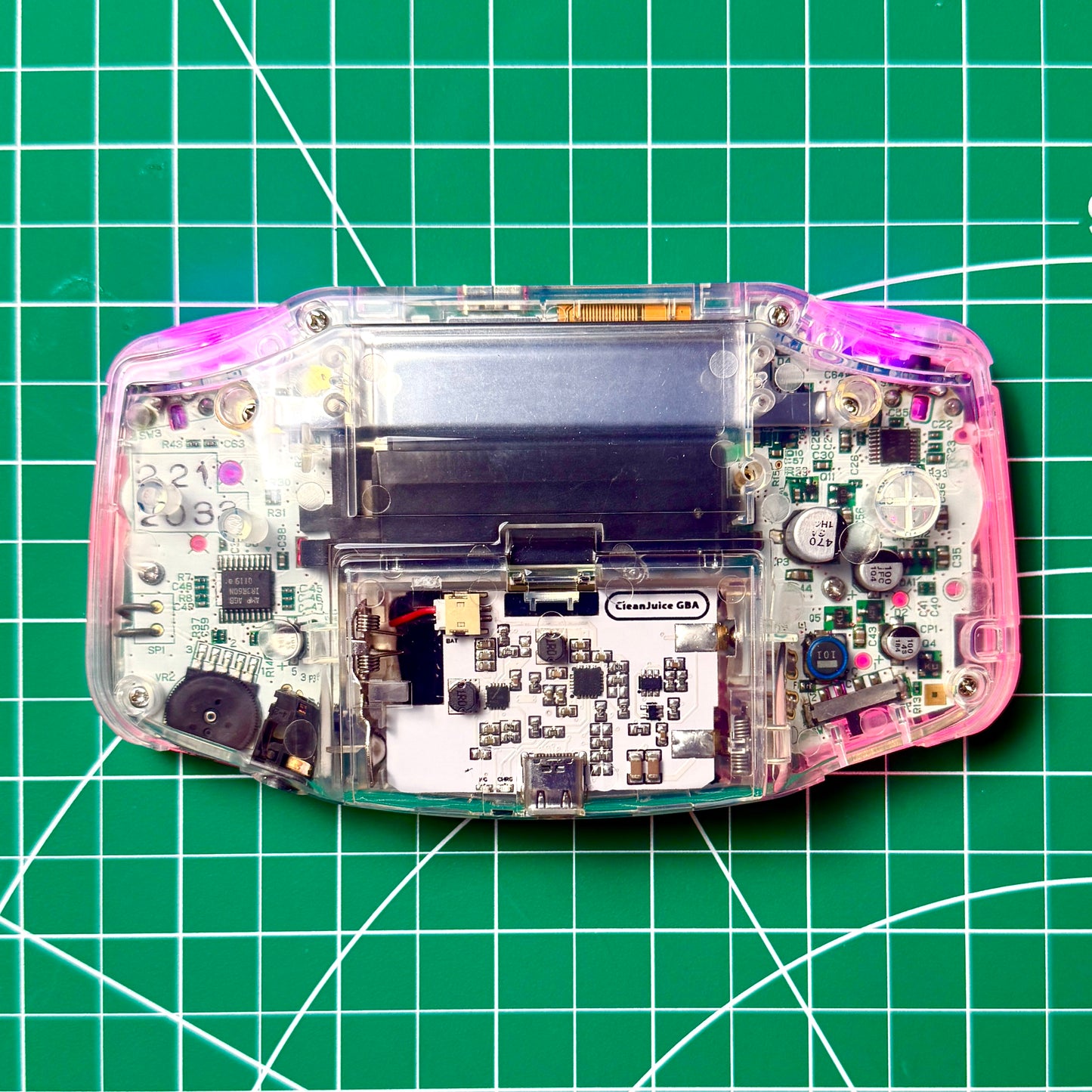 Modded Game Boy Advance - Clear & Pink